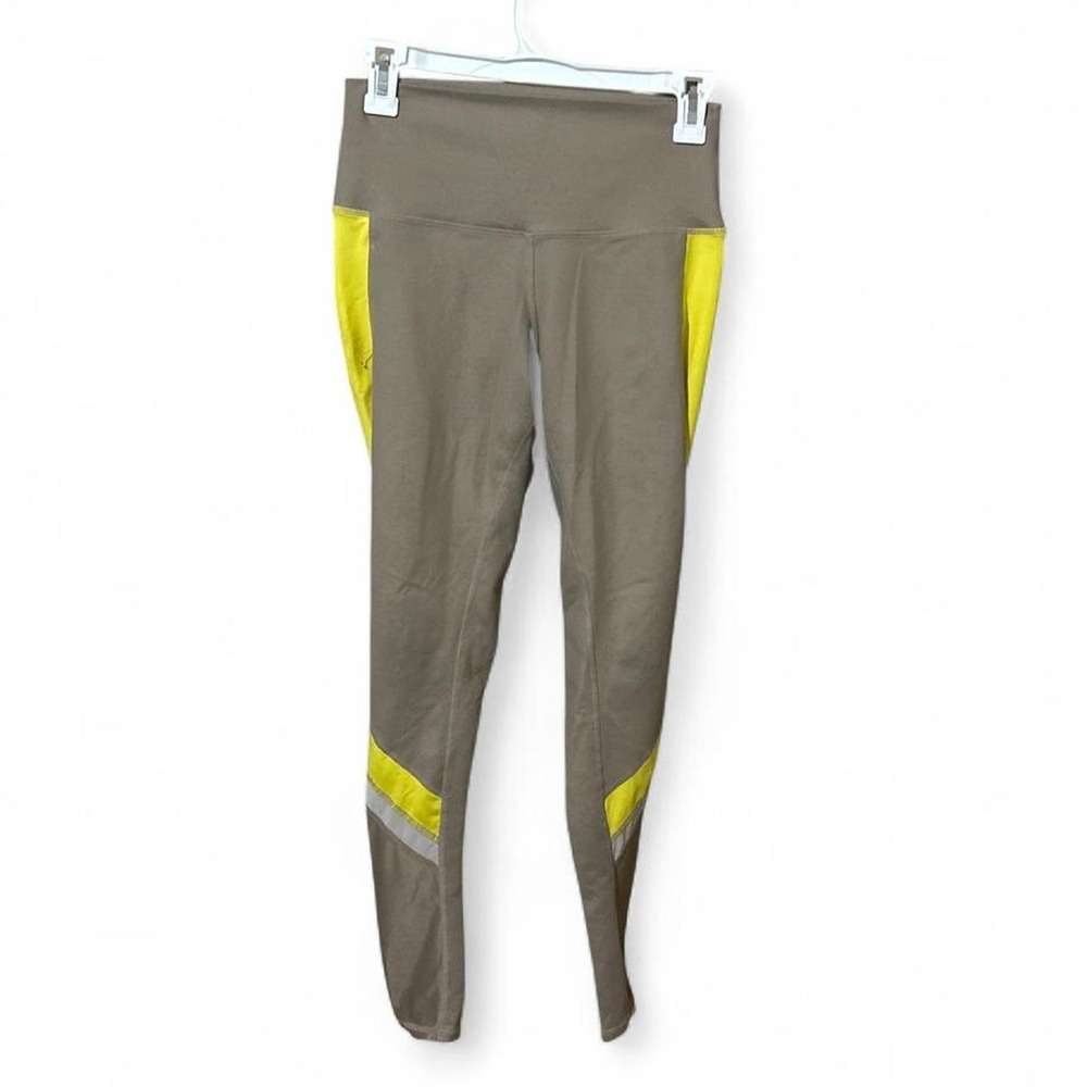 Alo Yoga High-Waist Elevate Leggings - "Gravel Beige/Yellow" - S